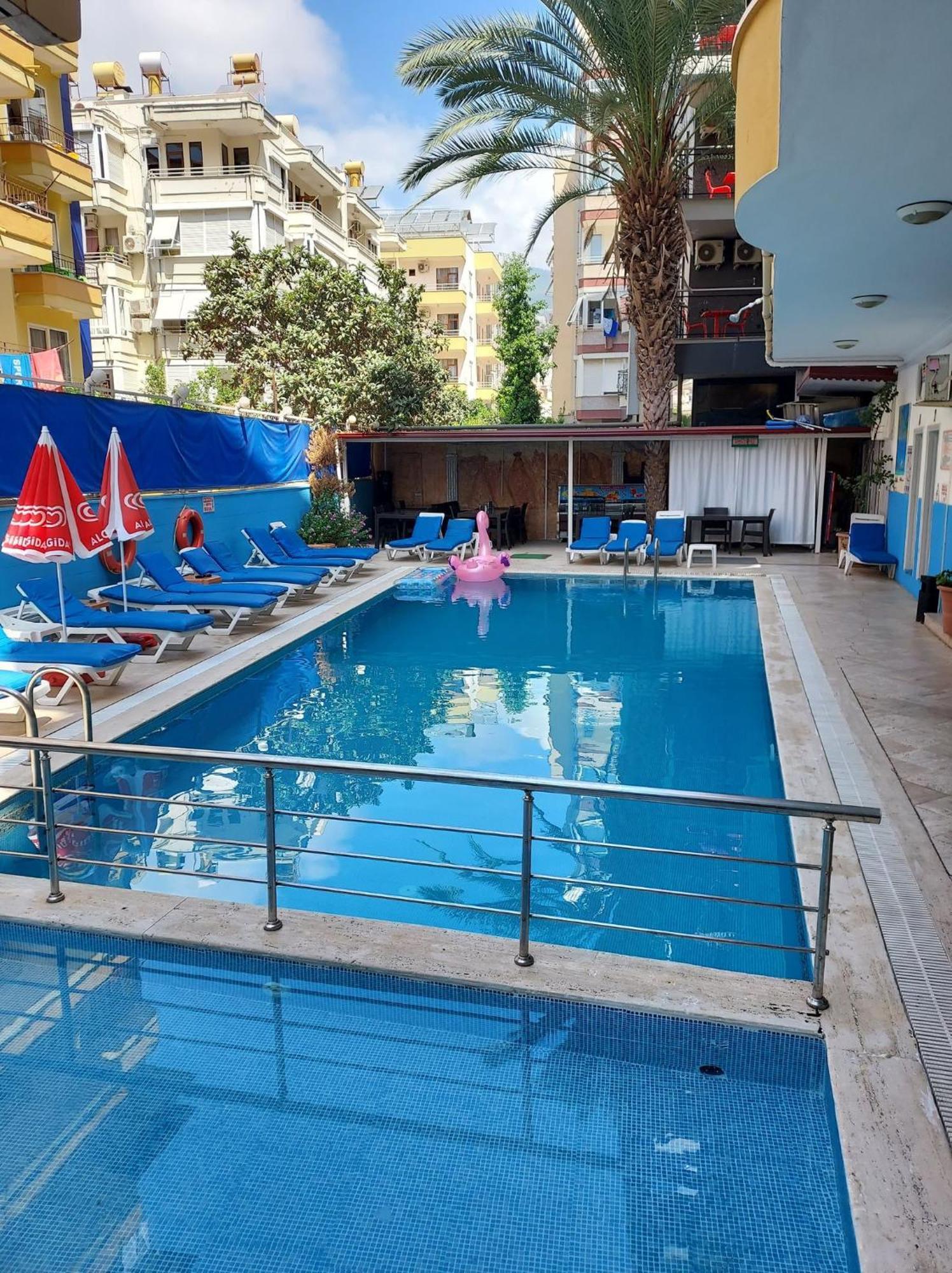 Larsens Lejlighedshotel