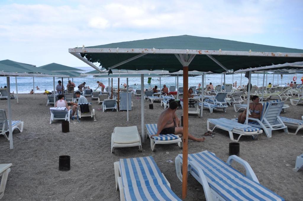 Larissa Hotel 4*